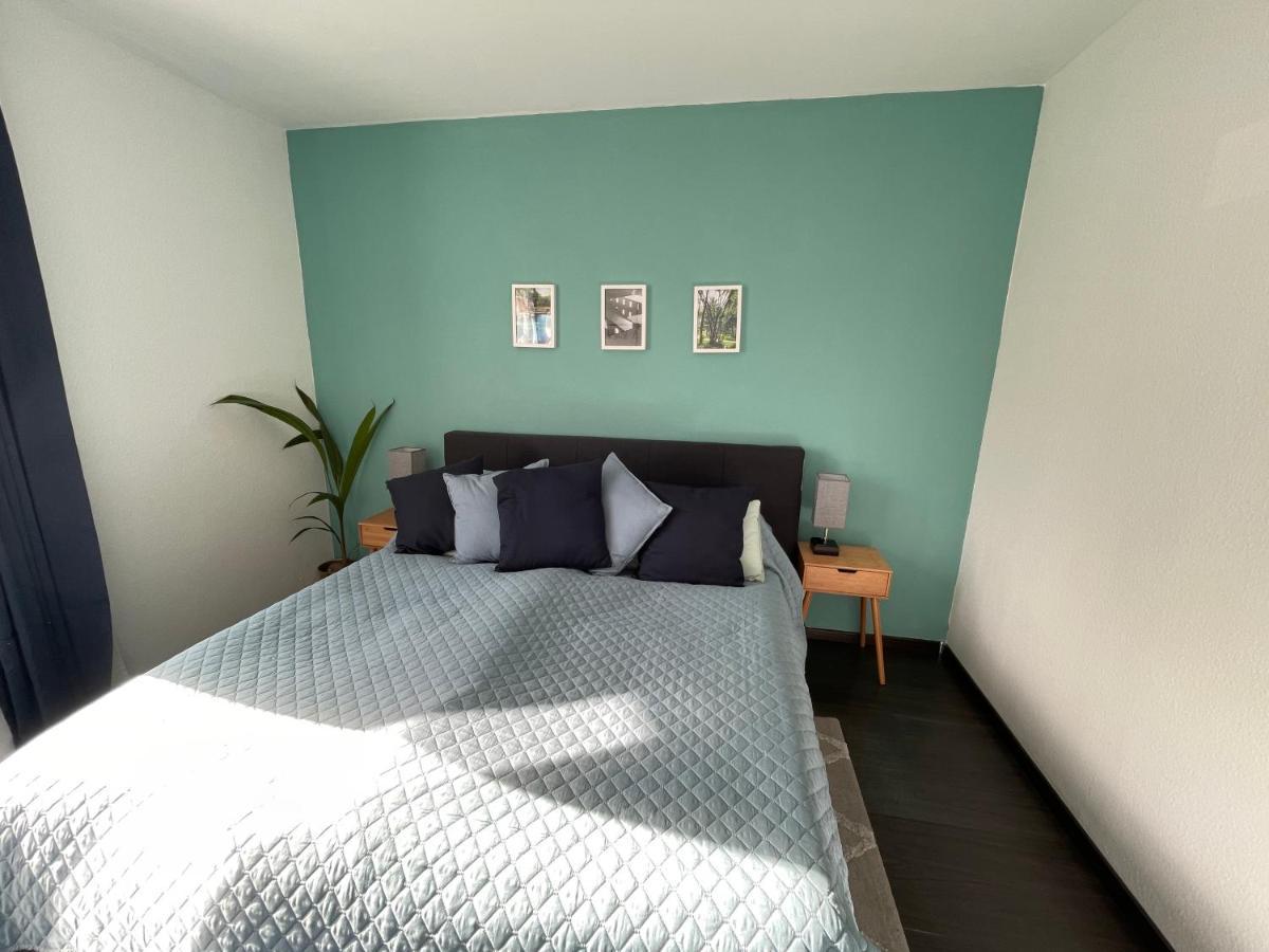 Airport Apartment Fuer 4 - Smart Tv - Kueche - Echarger Hamburg Exterior photo